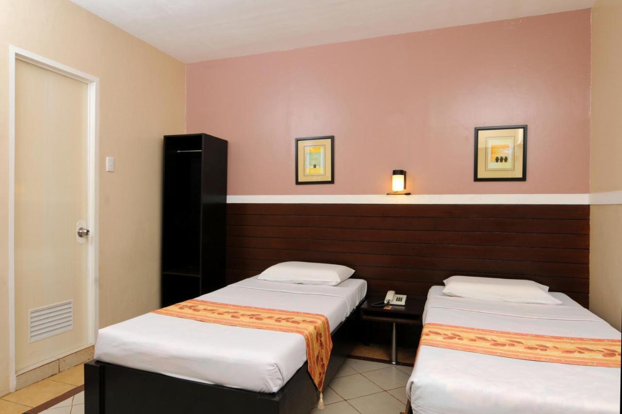Sampaguita Suites Jrg Cebu Extérieur photo